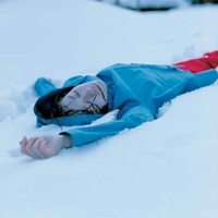 下雪天女头唯美图片