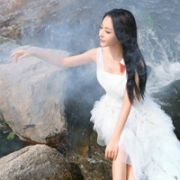 清新高雅气质女头图片