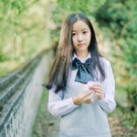 QQ头像女生清新自然简约图片