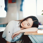 唯美文艺气息女头图片