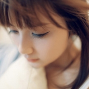 QQ头像唯美女生伤感一点图片