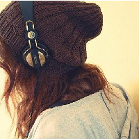 清新戴耳机的女头唯美图片(图27)
