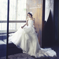 女生穿漂亮白色婚纱QQ头像图片(图6)