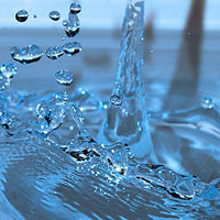 清新唯美的透明水滴头像图片(图9)