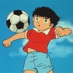 关于踢足球卡通头像图片