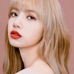 霸气时髦红唇女头图片