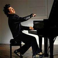 男生弹钢琴QQ头像图片(图3)