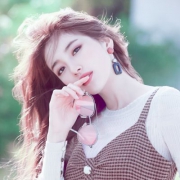 清新知性优雅女生头像图片