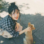 穿格子女生头像唯美清新图片