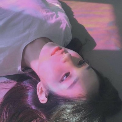 美女伤感头像图片