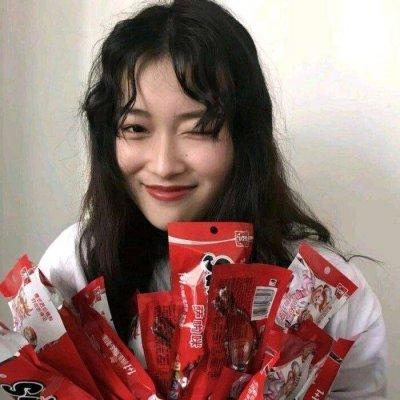 QQ头像社会人女