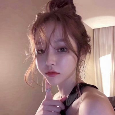 扎丸子头女头