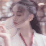 qq头像女生模糊不清