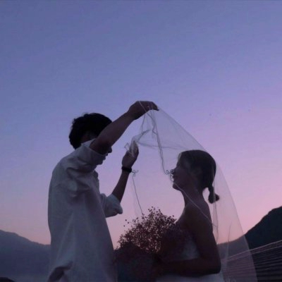 婚纱情头一对两张