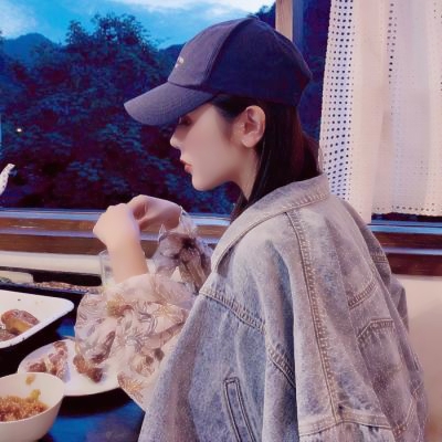 QQ头像女生侧面