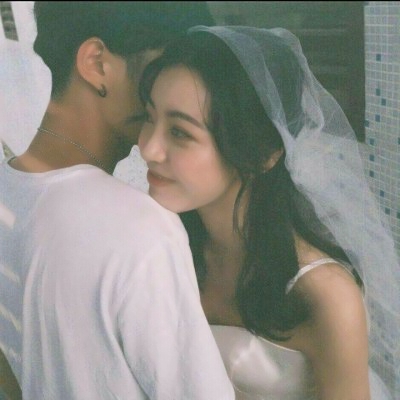 婚纱情头一对两张