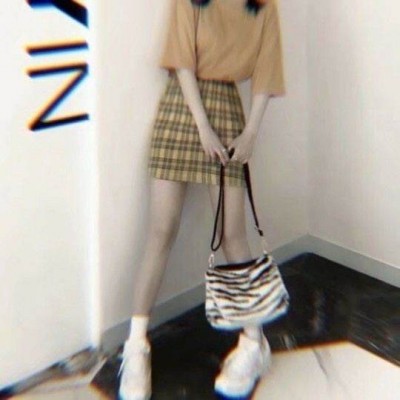 QQ头像部位女头腿部