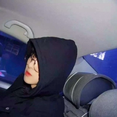 好看的小哥哥头像图片