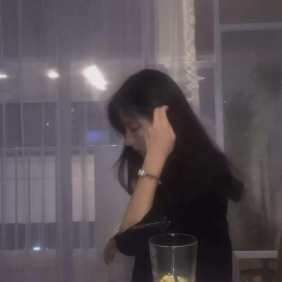 超级酷的女生QQ头像图片