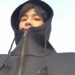 帅气的男生带帽卫衣头像图片