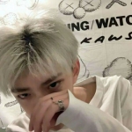 玩网高清帅气的男头斯文败类图片