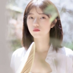 伤感高清丧气的小姐姐头像图片
