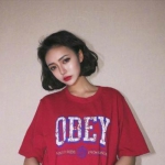 很酷高清的头像霸气女生图片