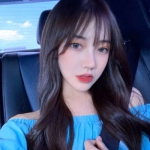 2024高清蓝色系女头酷酷的真人图片
