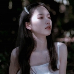 漂亮高清美女的小清新头像图片
