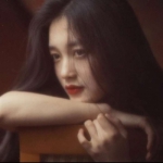 成熟个性优雅女人头像图片