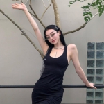 2024好看高清的个性ins头像女生时尚图片