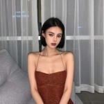 微信冷淡风好看高清的成熟女头像图片