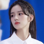 2024好看高清的高冷女头成熟图片