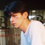 侧脸高清好看的帅气男头图片