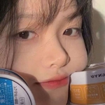 头像女生2024很火可爱真人图片