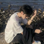 2024年男生很流行的微信头像图片