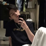 2024高清帅气的超火很潮头像男生图片